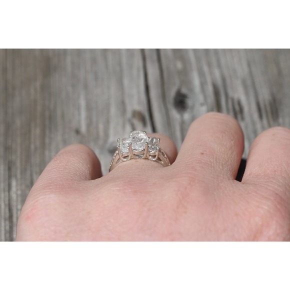 Raw Diamond Engagement Ring Rough Diamond Wedding Band Unique Gemstone - Picture 4 of 5